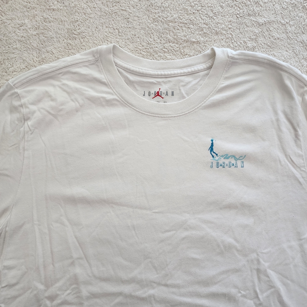 Jordan Essentials Short Sleeve T-Shirt, Men's Size XXL, GUC - White - Picture 5 of 11